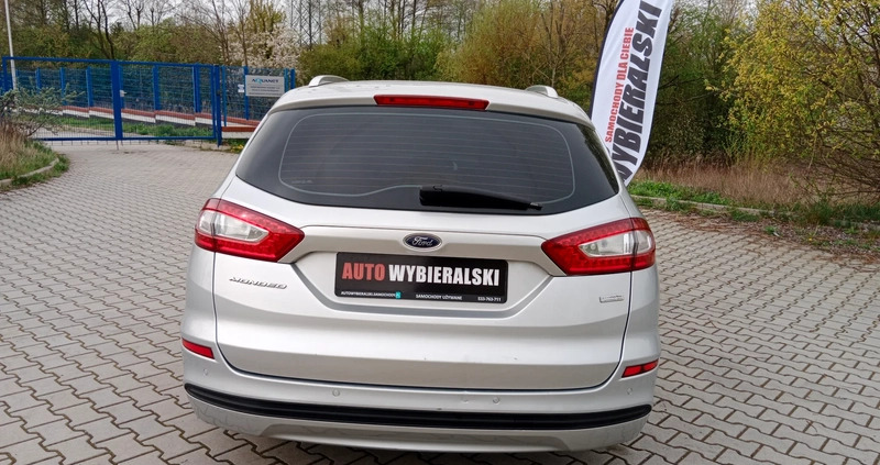 Ford Mondeo cena 38900 przebieg: 220000, rok produkcji 2016 z Poznań małe 232